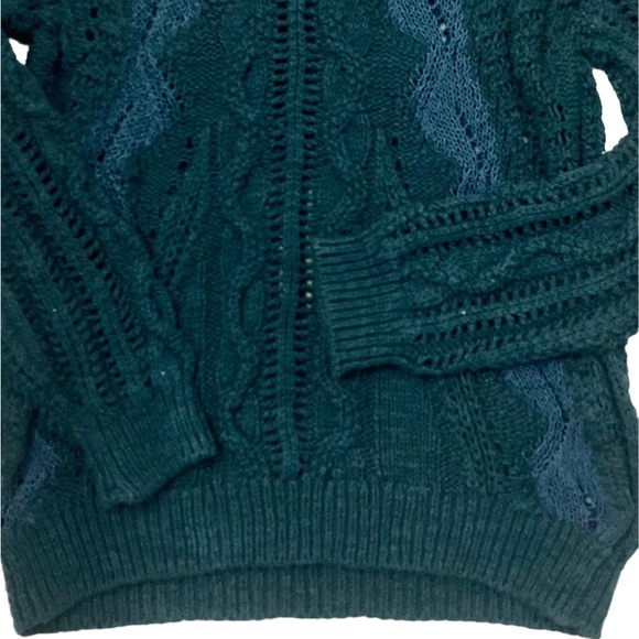 H&M Crew Neck Sweater Sz. Small - Picture 4 of 7